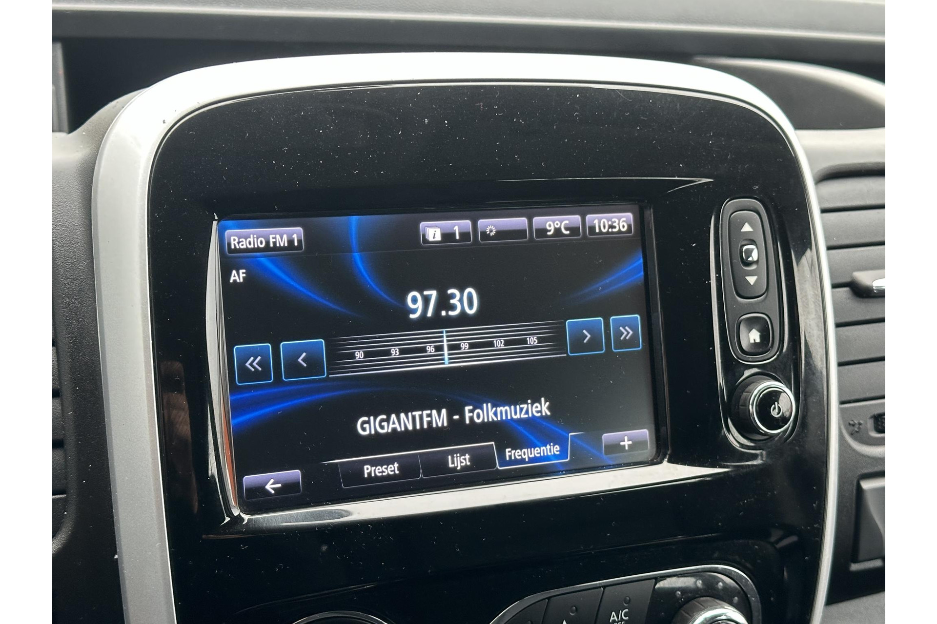 Renault Trafic 1.6 dCi L2H1 DC Comf.*ECC*NAVI*CRUISE*NAVI*CAMERA*